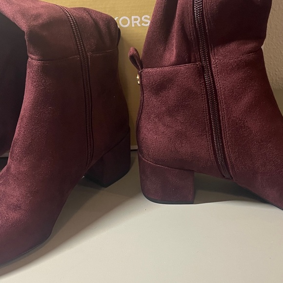 Michael Kors boots - Burgundy Heeled Boots - Picture 5 of 7